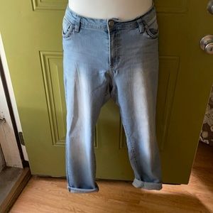 Massini Skinny Light Blue Capri Jeans. Embroidered Size 16